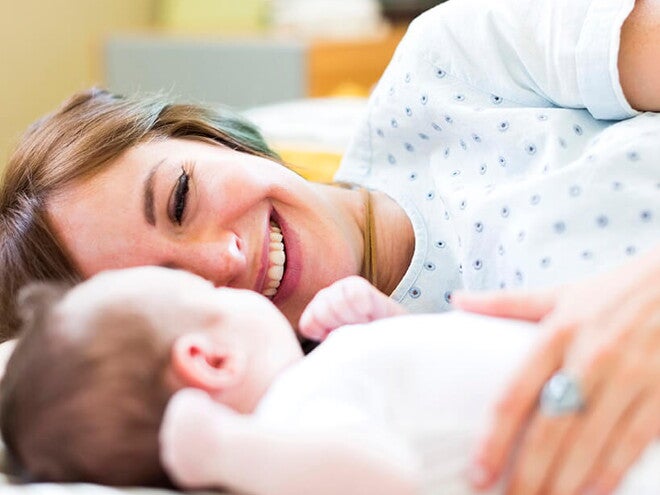 Bébé est là Bébé est là